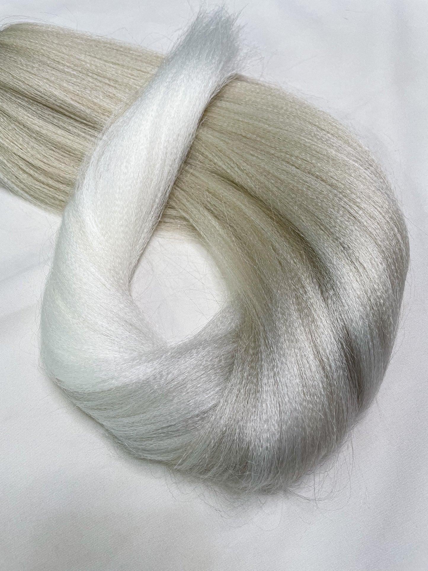Cool blonde white ombré #613-99-white Braiding hair extensions