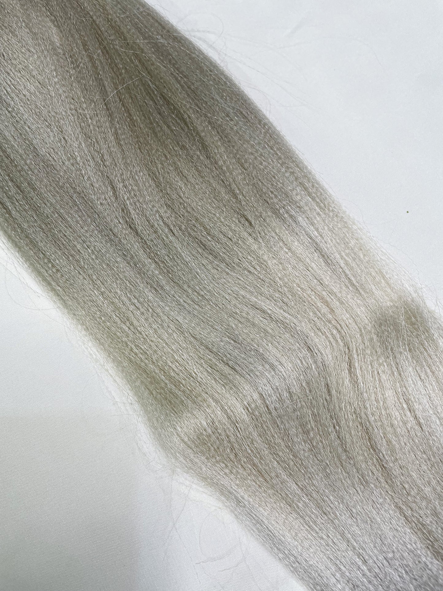 Cool blonde silver ombré #101-613-99 Braiding hair extensions