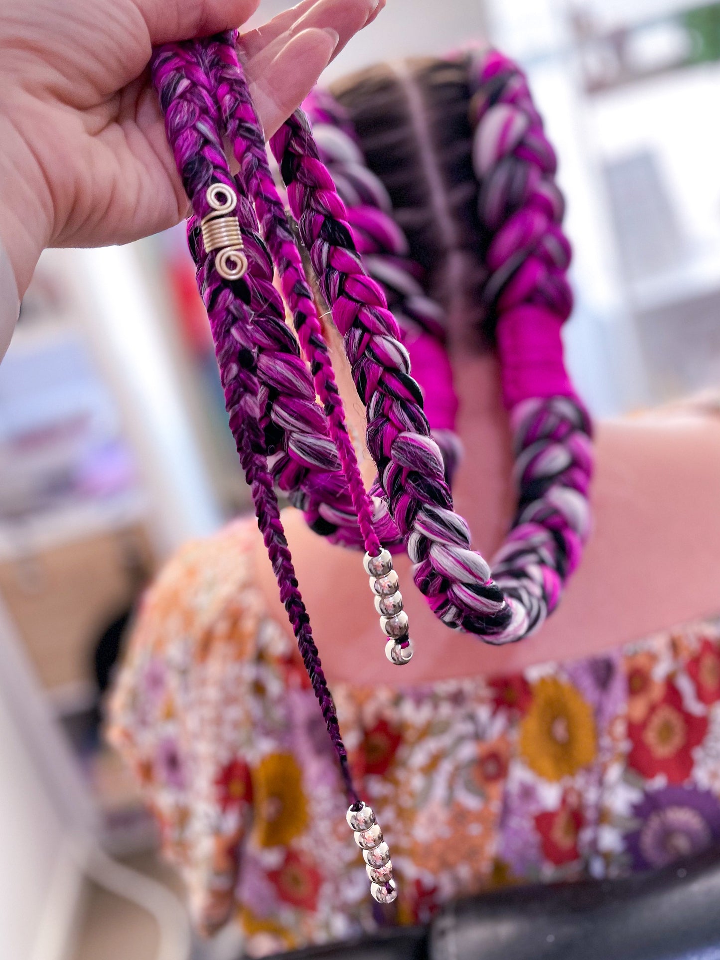 Beads (silver, black, rose gold, white, clear)