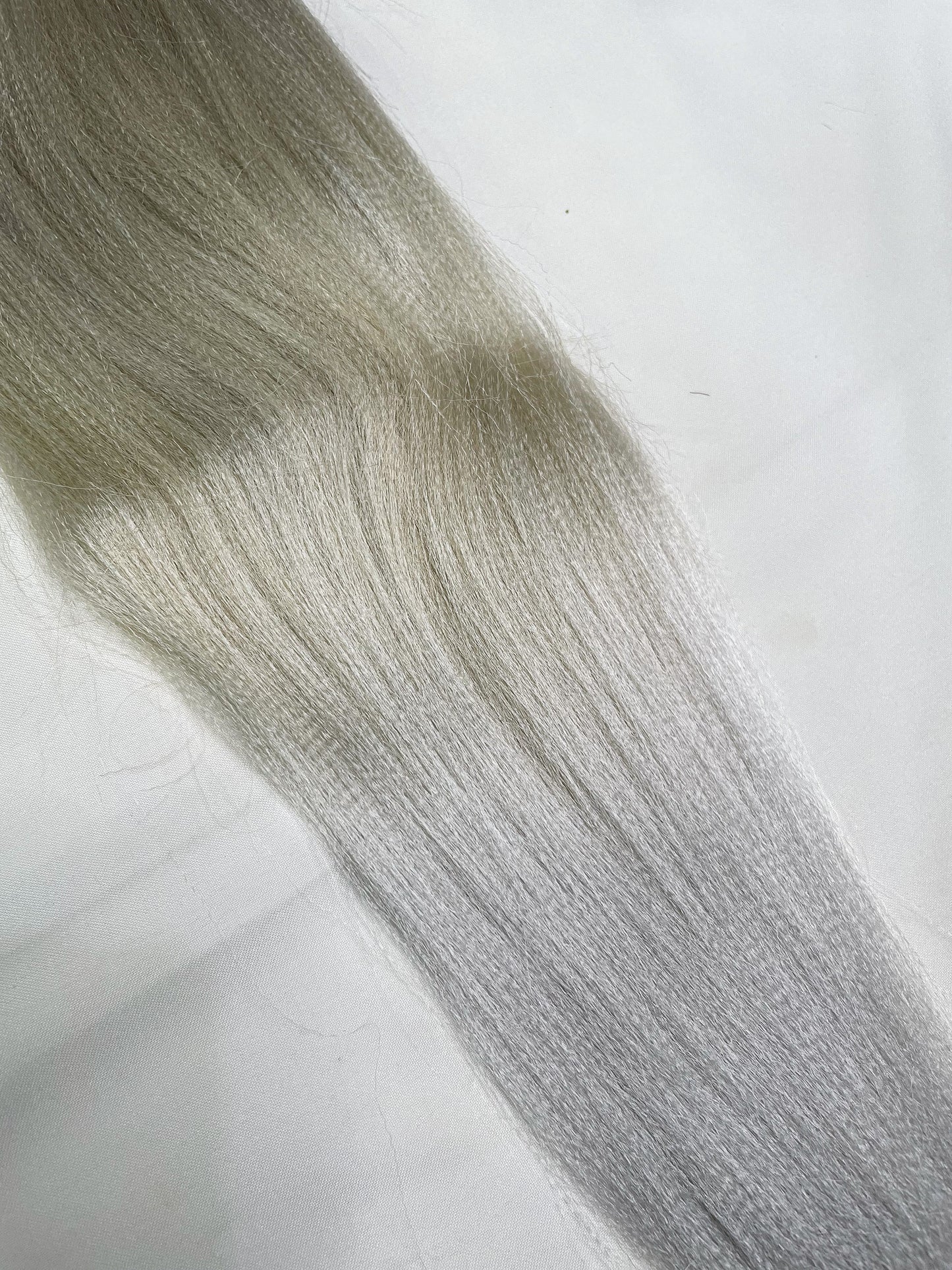 Cool blonde silver ombré #101-613-99 Braiding hair extensions
