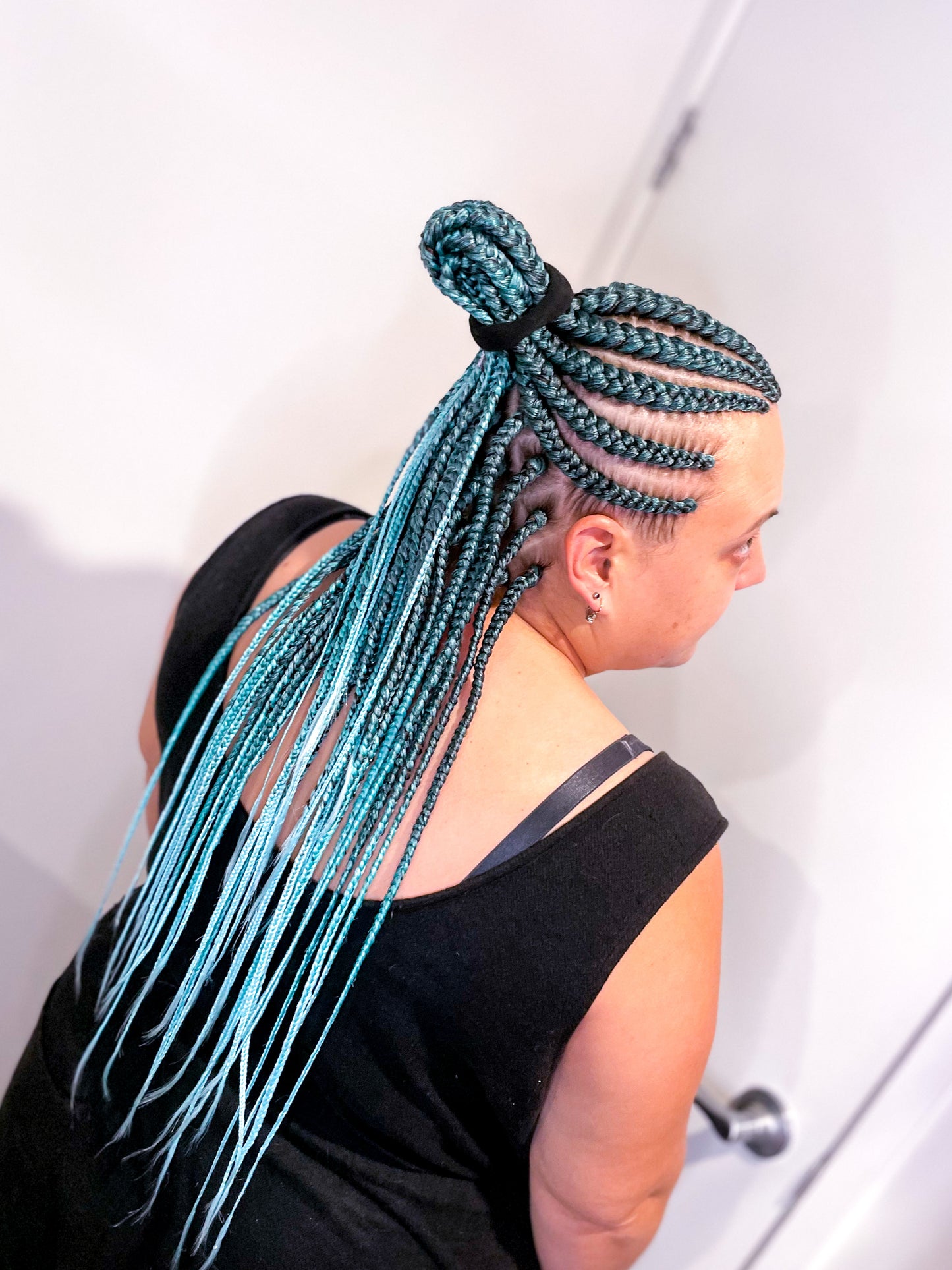 BLACK TEAL AQUA OMBRÉ Braiding hair extensions