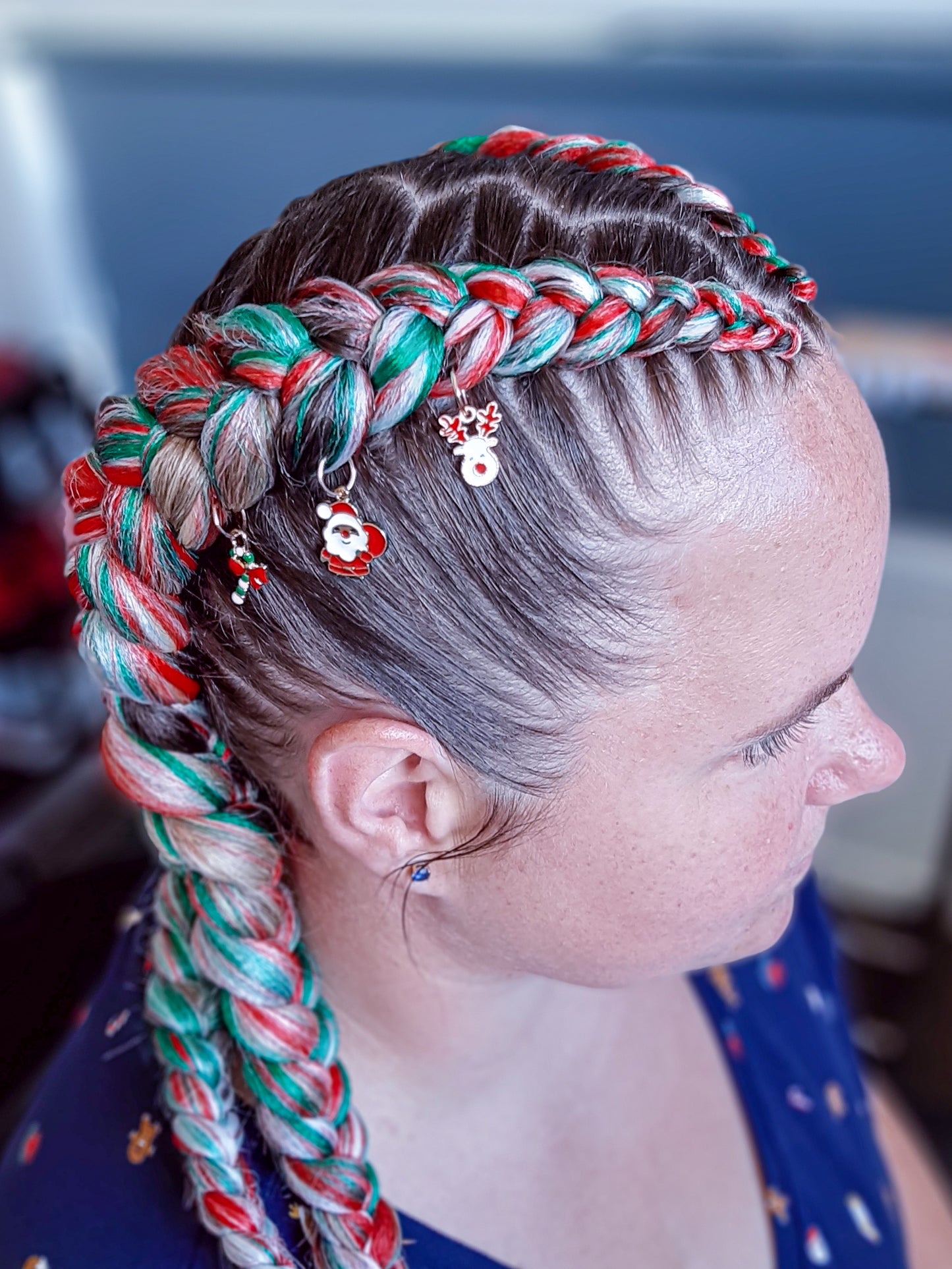 GREEN Braiding hair extensions