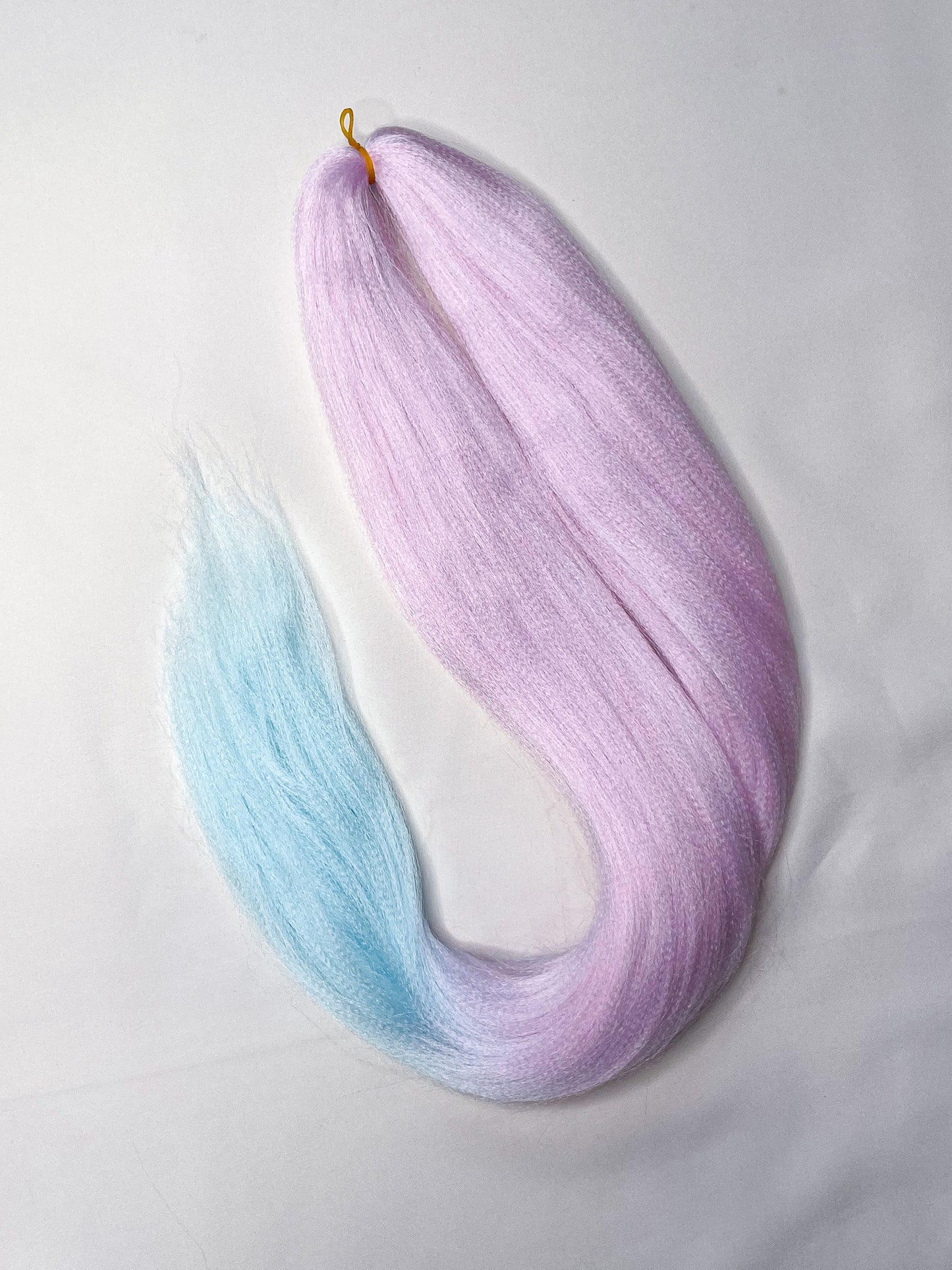 LIGHT PINK AQUA OMBRÉ Braiding hair extensions