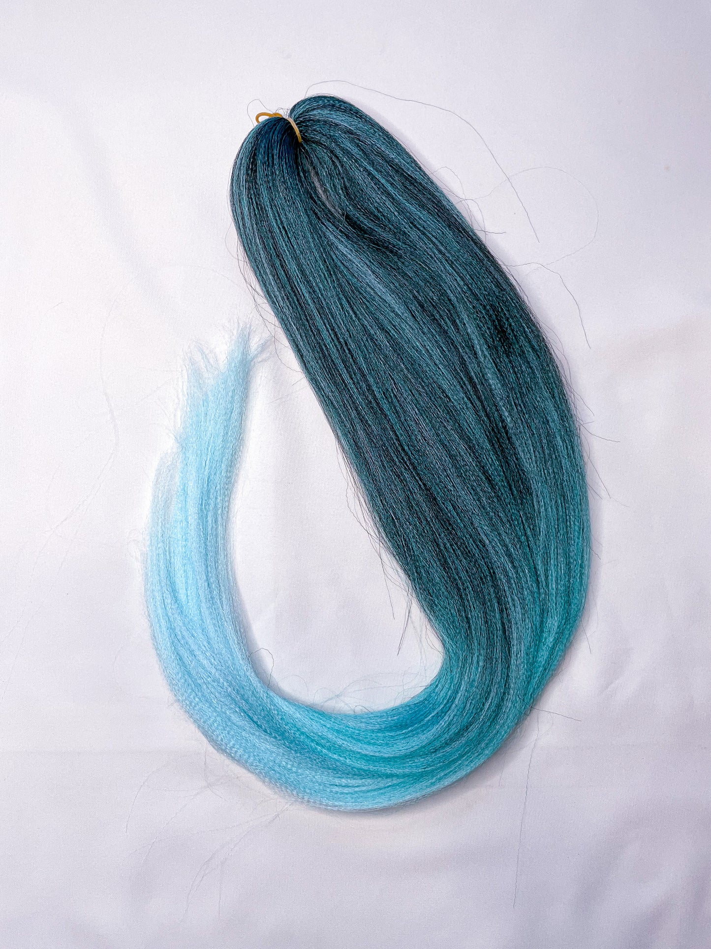 BLACK TEAL AQUA OMBRÉ Braiding hair extensions
