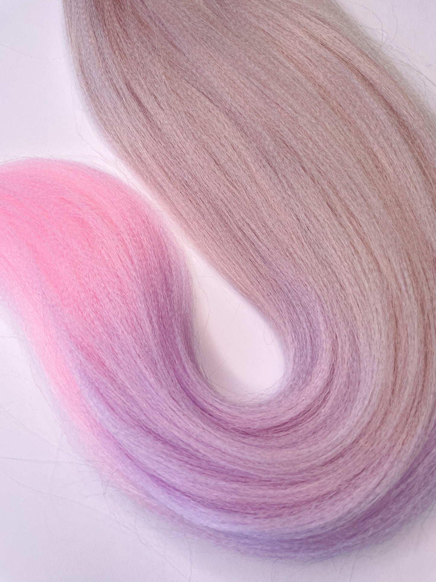 BLOND LILAC PINK OMBRÉ Braiding hair extensions