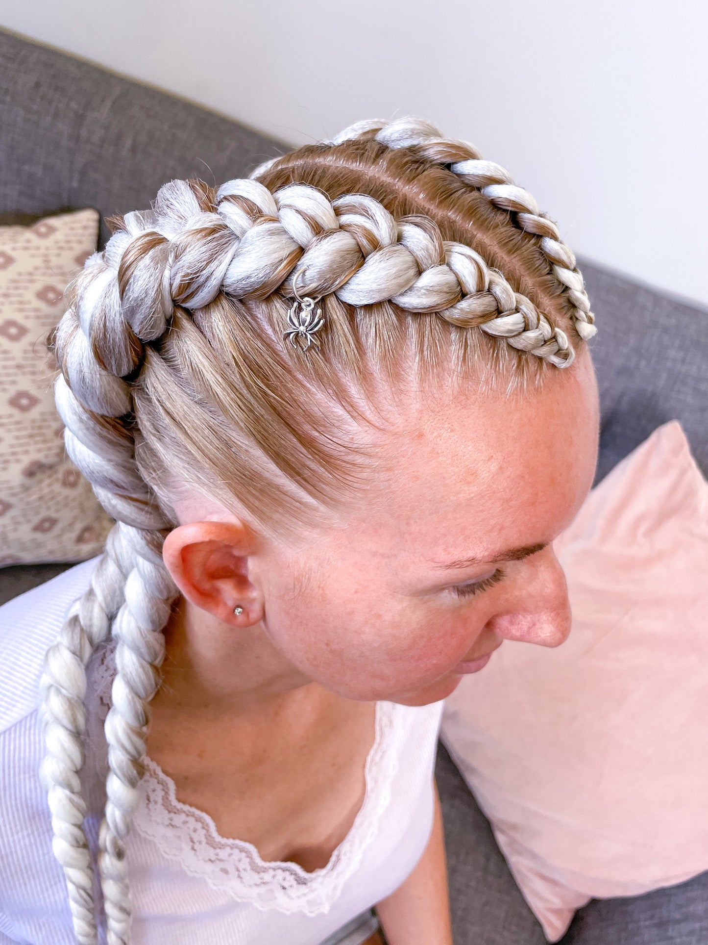 WHITE Braiding hair extensions