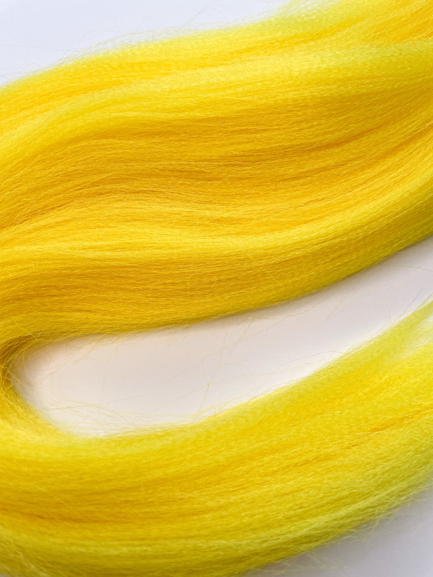 YELLOW Braiding hair extensions