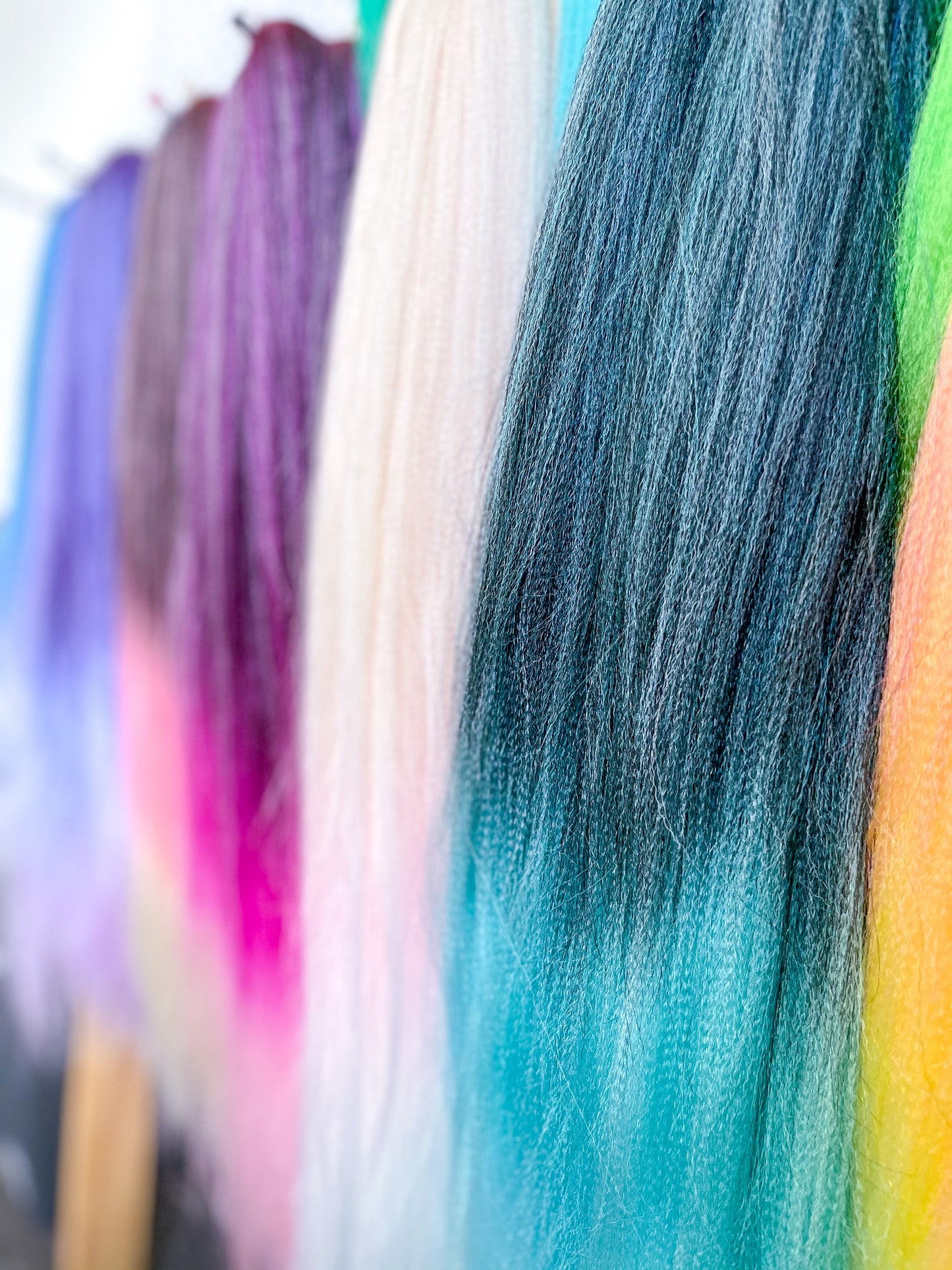 BLACK TEAL AQUA OMBRÉ Braiding hair extensions