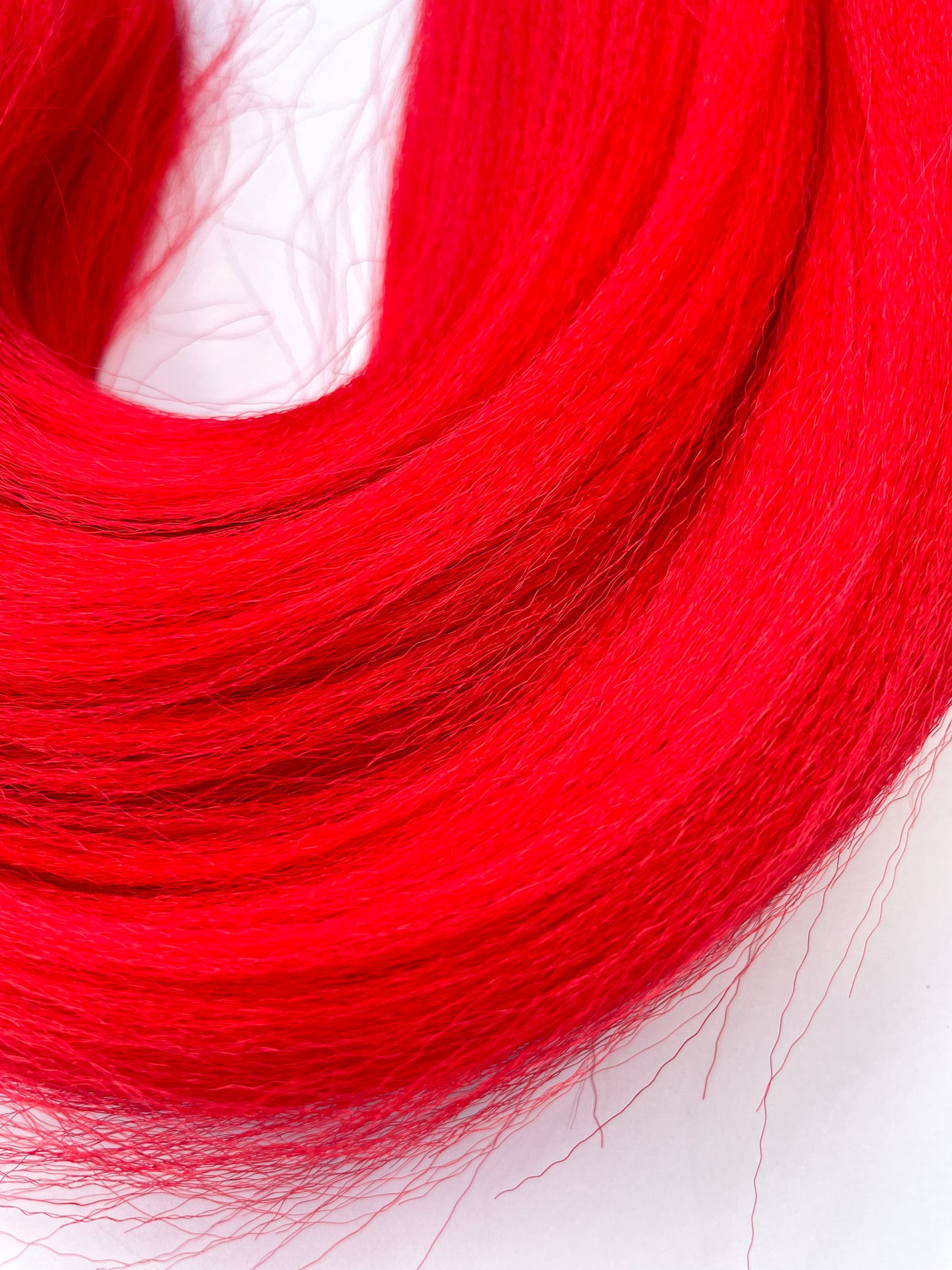 RED Braiding hair extensions