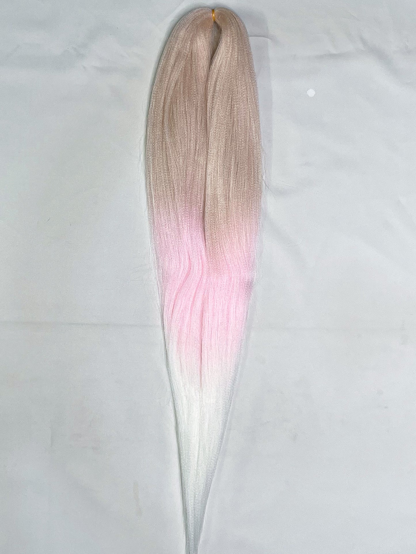 BLONDE PINK WHITE OMBRÉ Braiding hair extensions