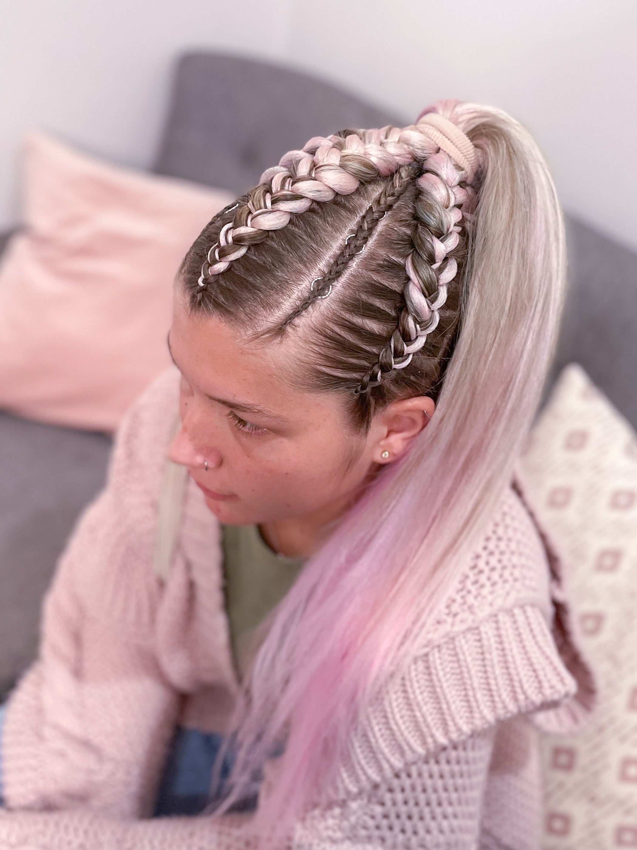 Pink deals braiding hair